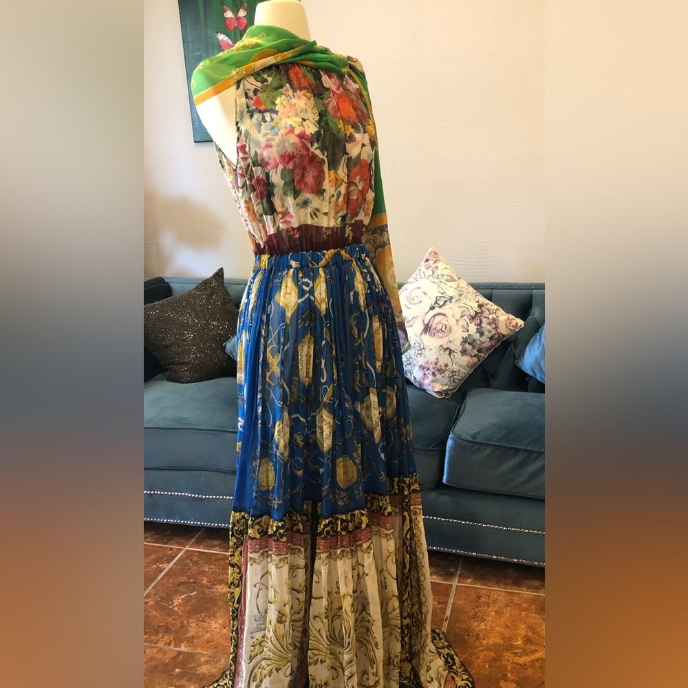 Dolce & Gabbana RUNWAY sleeveless multi color silk flower scarf gown, dress S 44